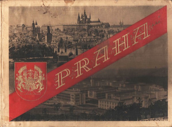 Praha - Stará i Moderní. Usporádali.